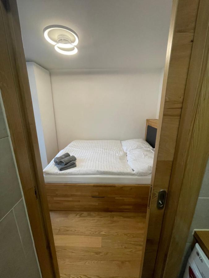 Mini-Apartment เอ็ดมอนต์ ภายนอก รูปภาพ